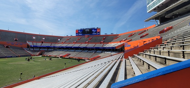 亚洲杯，林诗栋沦落为最短世界排名第一，但还能躺着赢回来.